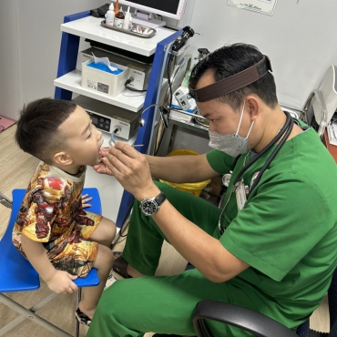 cat u nhu mieng luoi thanh hong amydal